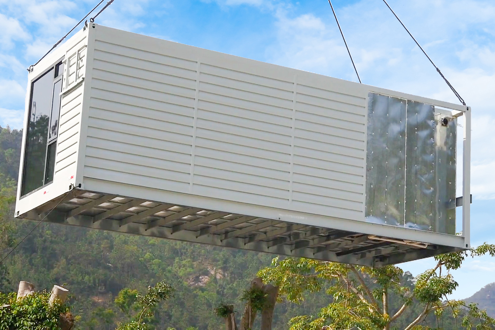 lifting of modular buildings. lifting of modular buildings