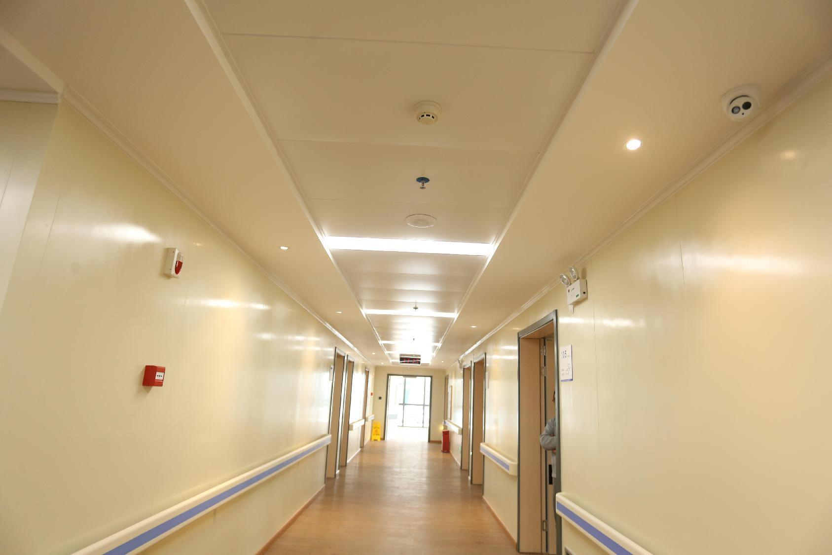 modular Zhuhai hospital's corridor